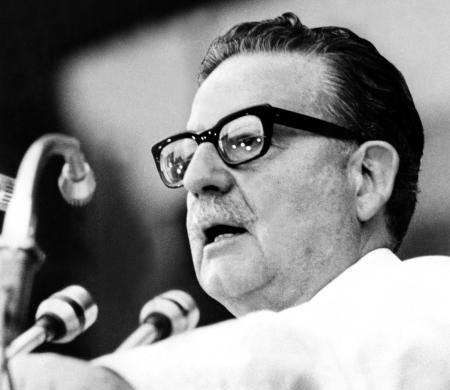 Así nos identificamos / Salvador Allende - Chile