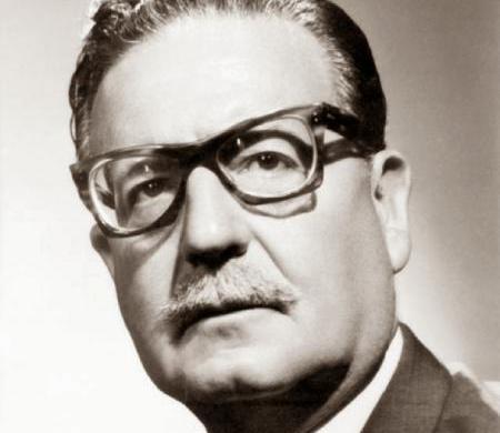 Así nos identificamos / Salvador Allende - Chile