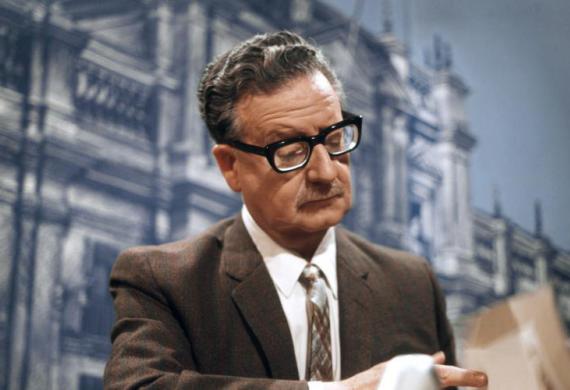 Así nos identificamos / Salvador Allende - Chile