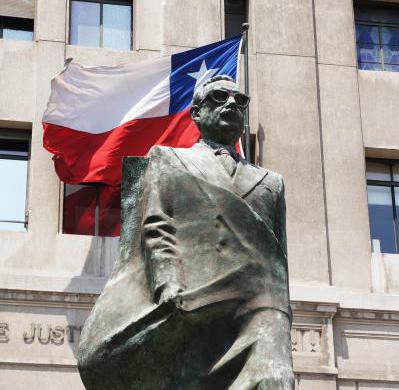 Así nos identificamos / Salvador Allende - Chile