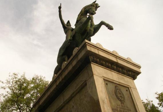 Así nos identificamos / José de San Martín - Argentina